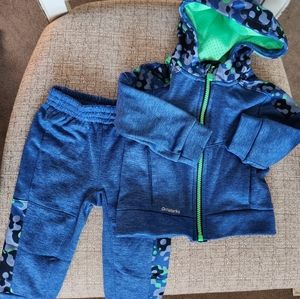 Athletic Works Baby Boy Track Suit, size 12m